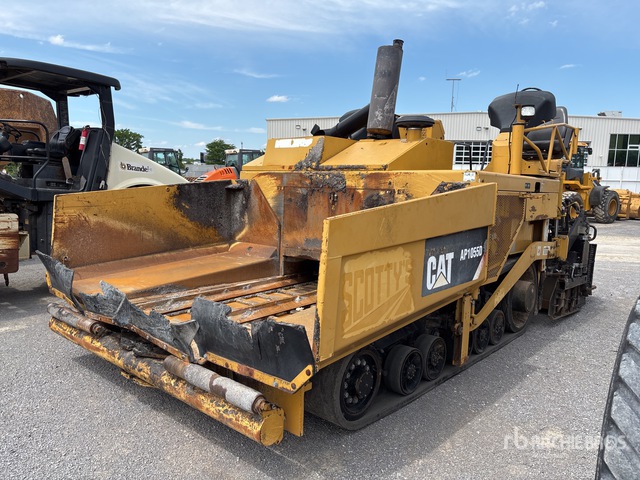 2011 Cat AP-1055D Track Asphalt Paver