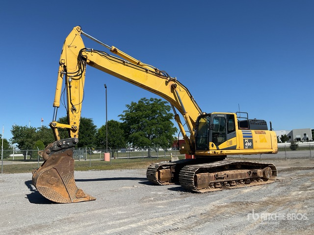 2014 Komatsu PC 490 LC-10 Tracked Excavator