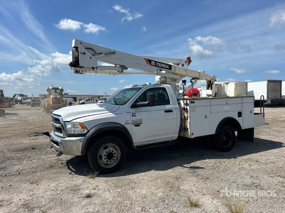 2014 Terex LT-40 40 ft on 2013 Ram 5500 4x4 Camion Nacelle