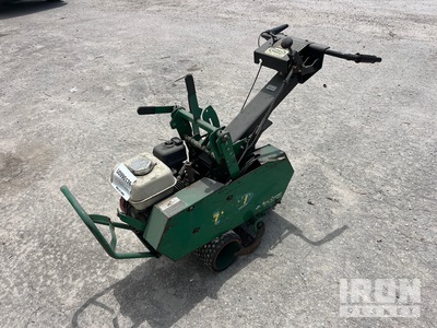 Ryan SOD CUTTER Walk-Behind حصادة العشب (Inoperable)