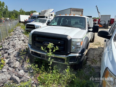 2016 Ford F-550 XL 4x4 Crew Cab Camion à Plateau
