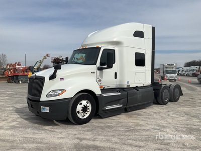 2023 International LT625 6x4 T/A Sleeper Truck Tractor