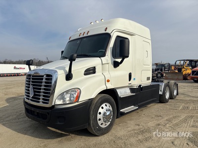 2018 Freightliner Cascadia 113 6x4 T/A Sleeper Truck Tractor