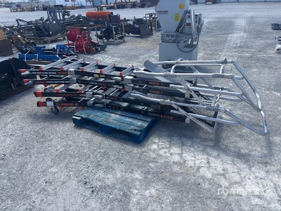 Quantity of (2) Little Giant Escalera de mano