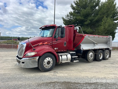 2011 International Prostar 8x4 4-Achs Kipper-Lkw
