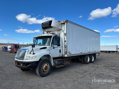 2009 International 4400 SBA 6x4 Bore Truck