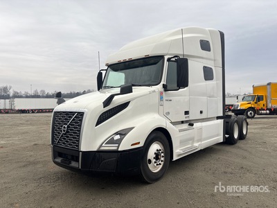 2019 Volvo VNL760 6x4 T/A Sleeper Truck Tractor