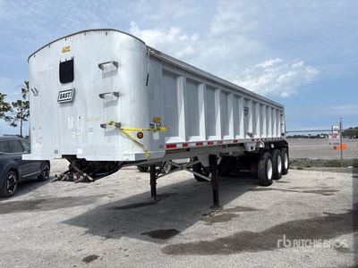 2006 East 32 ft T/A Aluminum Frameless Remorque à benne basculante arrière