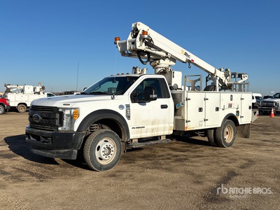 2017 Altec AT235P 35 ft on 2017 Ford F-550 XL 4x4 Bucket Truck