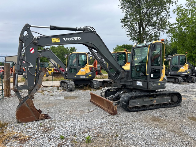 2022 Volvo ECR88D Mini Excavator 2022 Volvo ECR88D Mini Excavator