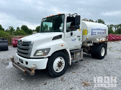 2019 Hino 338 4x2 Water Truck