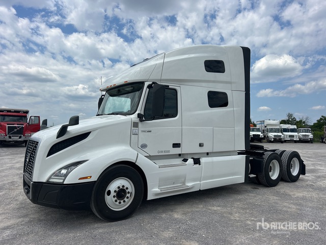 2021 Volvo VNL760 6x4 T/A Sleeper Truck Tractor