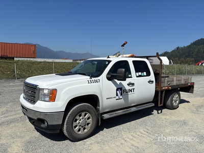 2014 GMC Sierra 3500HD 4x4 Flatbed Truck
