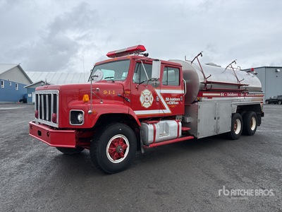 1998 International 2674 6x4 Crew Cab Tanker Truck