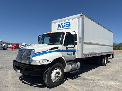 2017 International 4300 4x2 Kastenwägen