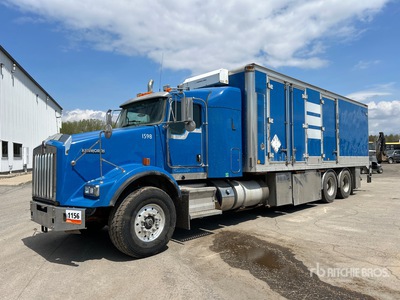 2012 Kenworth T800 6x4 Sleeper バントラック