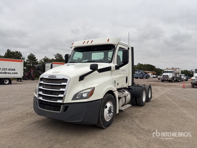 2018 Freightliner Cascadia 126 6x4 Cabeza Tractora Cabina Corta