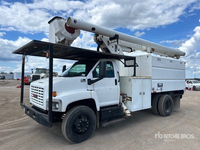 Altec 55 ft on 2005 GMC C7500 4x2 Forestry Chipper Body Bucket Truck