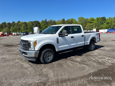 2017 Ford F-250 XL 4x4 Crew Cab Pickup
