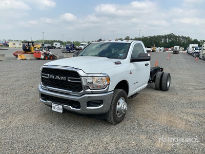 2022 Ram 3500 4x2 Cab and Chassis