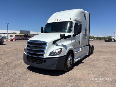 2019 Freightliner Cascadia 126 6x4 T/A Slaapcabine Trekker