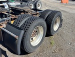4 Underbody - Truck with 
