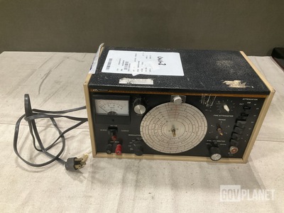 BK Precision E-200D RF Signal Generator