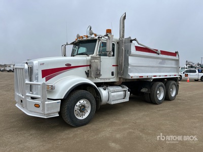 2015 Peterbilt 367 6x4 Camion à benne tandem