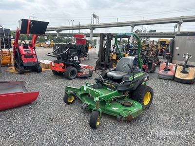John Deere Z930M Zero-Turn Lawn Mower