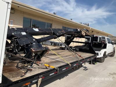 10000 LB Crane for Service Truck