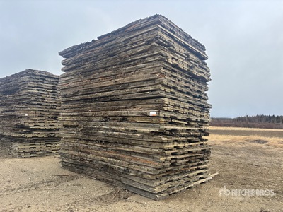 Quantity of (30) 8 ft x 14 ft Access Tappeti per stabilizzatori