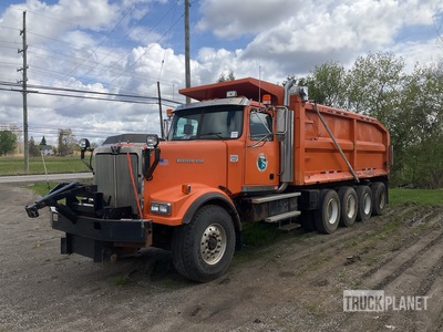 2003 Western Star 5x2 Quad/A Dump Truck