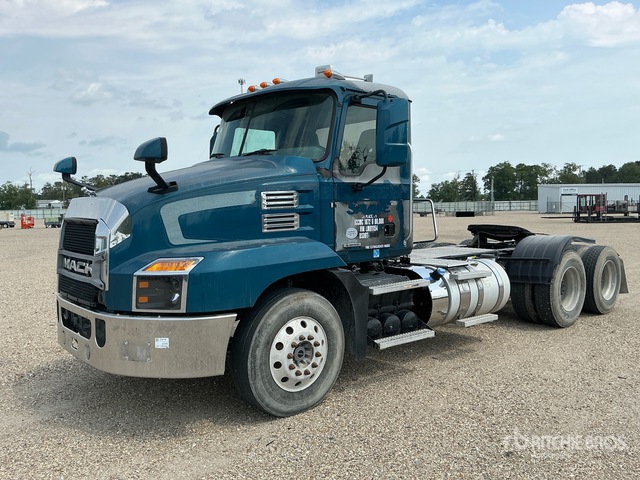2020 Mack AN64T 6x4 T/A Day Cab Truck Tractor