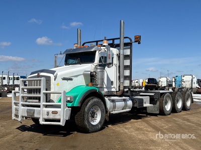 2007 Kenworth T800B 8x6 Logging Ciągnik siodłowy z kabiną dzienną Tri/A