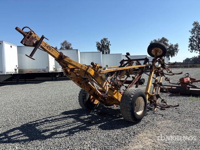 Field Cultivator Attachment