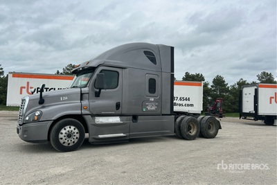 2017 Freightliner Cascadia 125 6x4 T/A Sleeper Truck Tractor