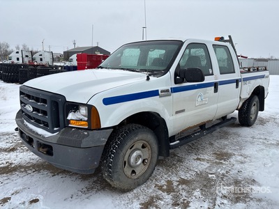 2006 Ford F-250 XL 4x4 Crew Cab Pickup (Inoperable)