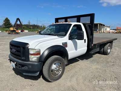 2010 Ford F-450 XL 4x2 Camion à Plateau