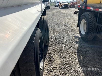 1993 International 4900 6x4 Water Truck