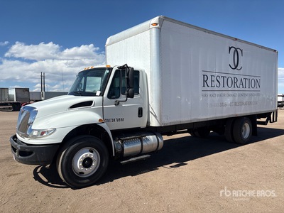 2014 International 4300 4x2 Van Truck