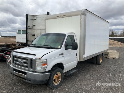 2017 Ford E-450 Van Truck