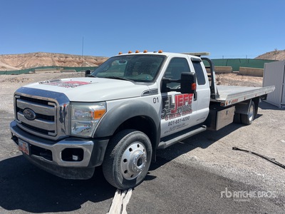 2016 Ford F-550 4x4 Flatbed Truck