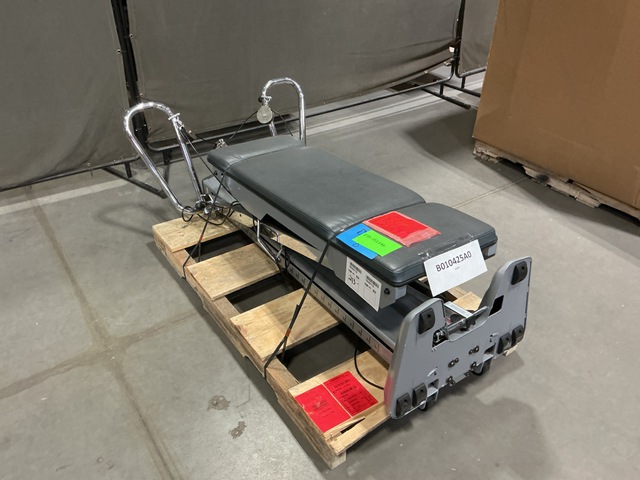 EFI Sports 6007-01 Training Machine