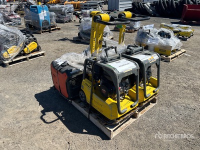 Quantity of (3) Wacker Reversible Plaque vibratoire