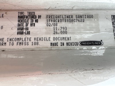 2008 Freightliner M2 106 4x2 Camion fourgon