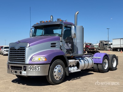 2015 Mack CXU613 6x4 トラックトラクター（T/A）