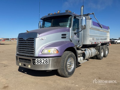 2014 Mack Pinnacle 6x4 Autocarro ribaltabile 2 assi