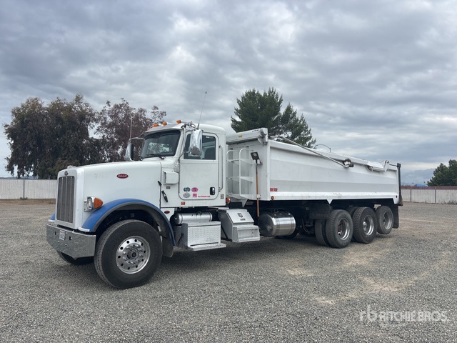 2018 Peterbilt 365 8x4 Tri/A Dump Truck