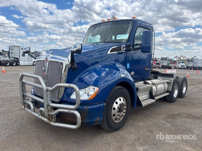 2020 Kenworth T680 6x4 T/A Day Cab Truck Tractor