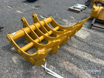 2025 HW RAKE32065 65 in مشط الحفارة - Fits Cat 320 (Unused)